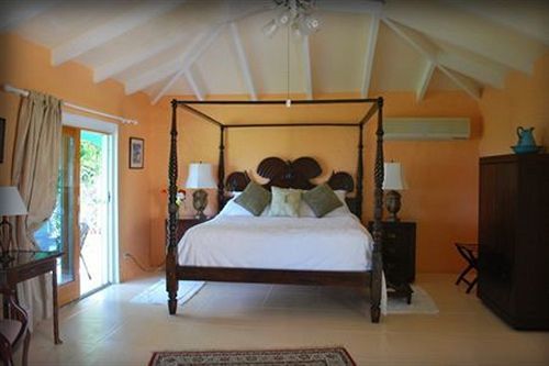 Carringtons Inn Saint Croix Island Екстер'єр фото