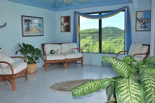 Carringtons Inn Saint Croix Island Екстер'єр фото