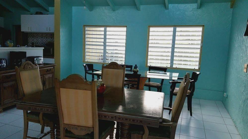 Carringtons Inn Saint Croix Island Екстер'єр фото